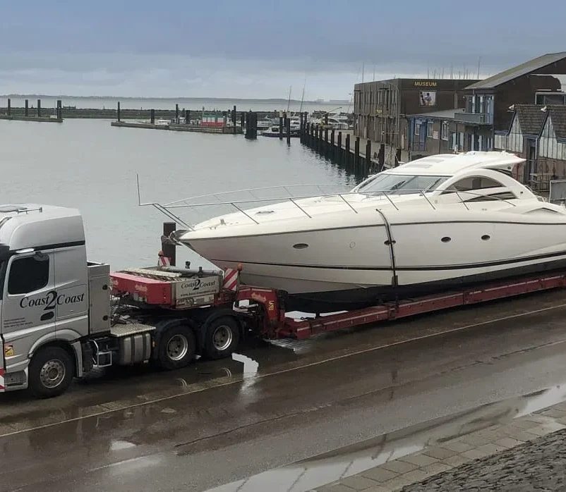 boat-yacht-shipping-service-dubai